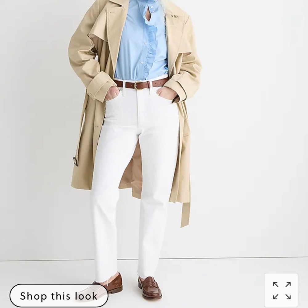 J Crew white Slim Broken In Boyfriend jeans. Size 24.